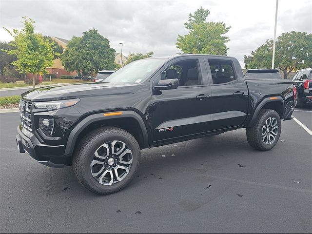 2024 GMC Canyon 4WD AT4