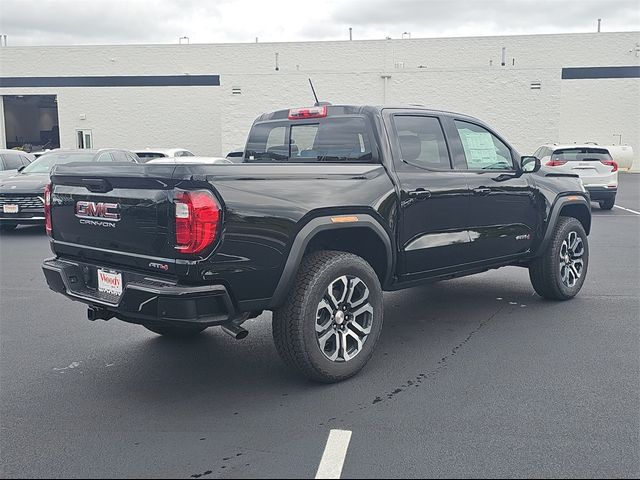 2024 GMC Canyon 4WD AT4