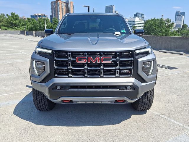2024 GMC Canyon 4WD AT4