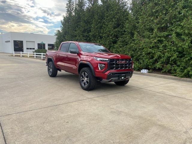 2024 GMC Canyon 4WD AT4