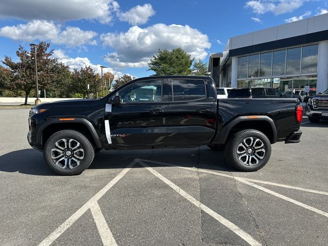 2024 GMC Canyon 4WD AT4