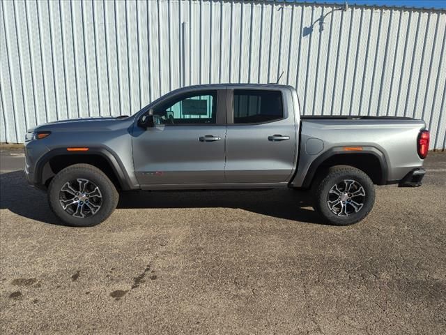 2024 GMC Canyon 4WD AT4