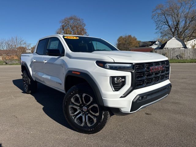 2024 GMC Canyon 4WD AT4