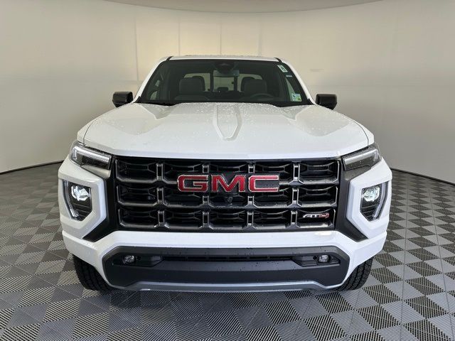 2024 GMC Canyon 4WD AT4