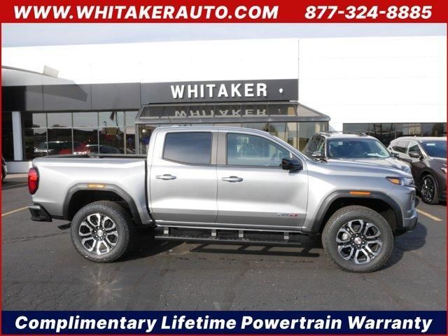 2024 GMC Canyon 4WD AT4