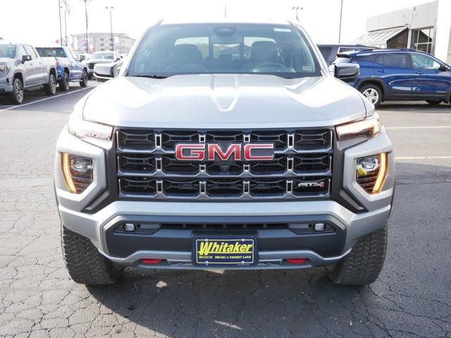 2024 GMC Canyon 4WD AT4