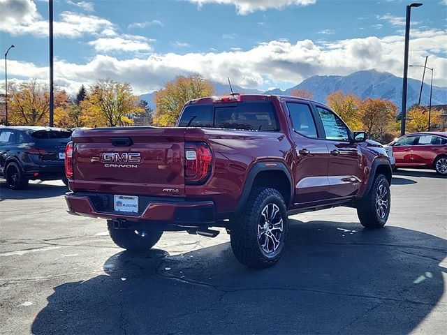 2024 GMC Canyon 4WD AT4