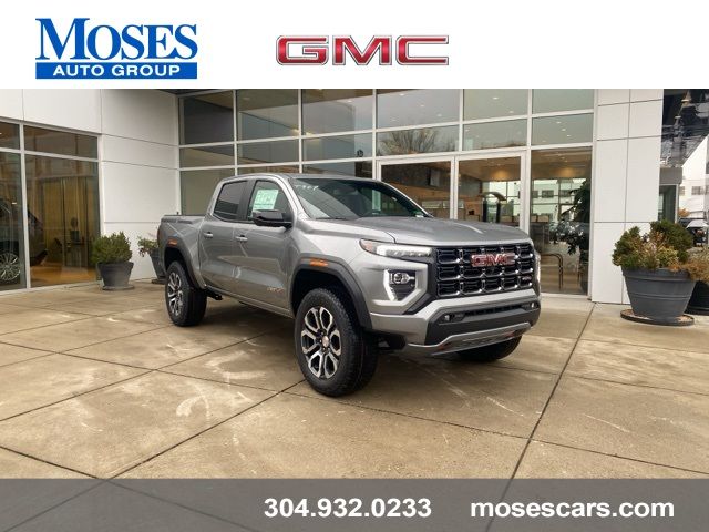 2024 GMC Canyon 4WD AT4