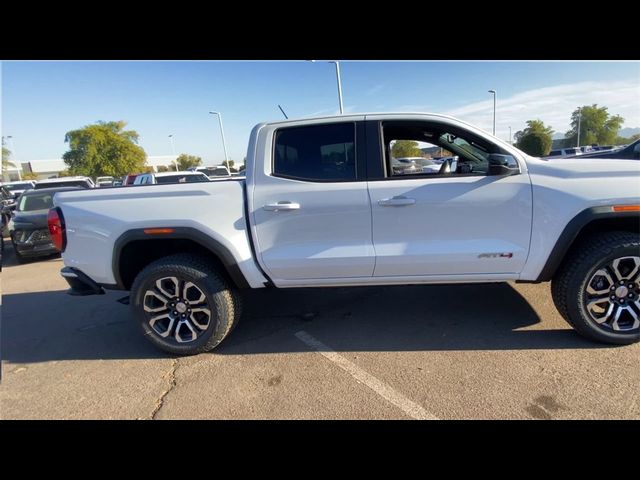 2024 GMC Canyon 4WD AT4