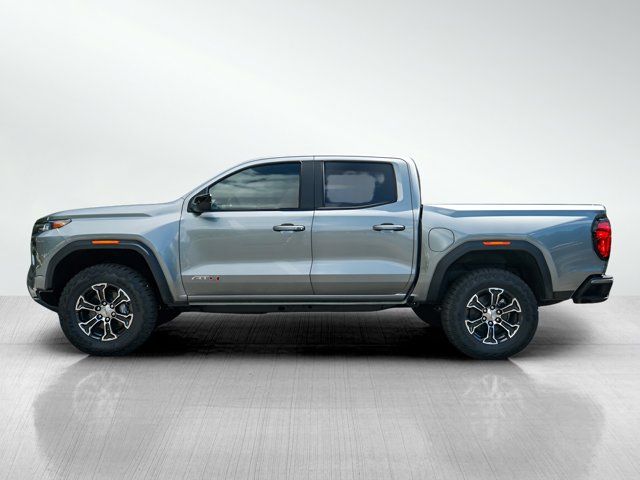 2024 GMC Canyon 4WD AT4