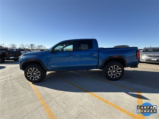 2024 GMC Canyon 4WD AT4