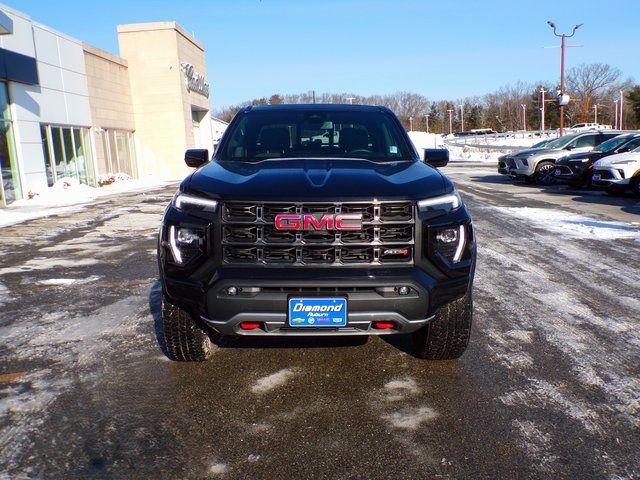 2024 GMC Canyon 4WD AT4