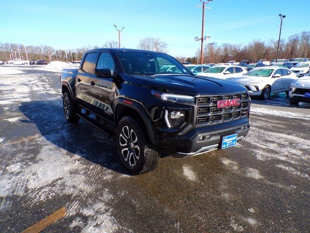 2024 GMC Canyon 4WD AT4