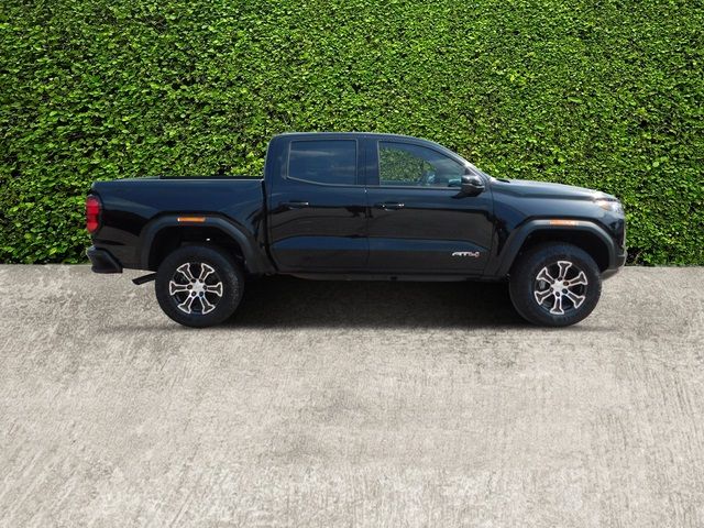 2024 GMC Canyon 4WD AT4