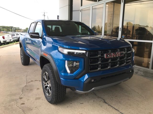 2024 GMC Canyon 4WD AT4