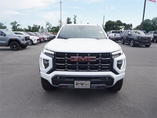 2024 GMC Canyon 4WD AT4