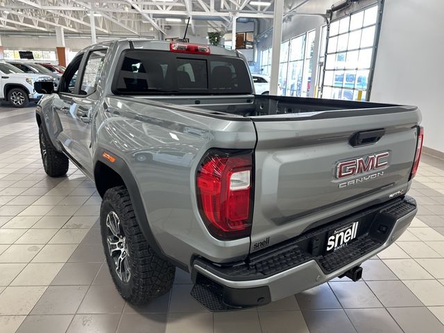 2024 GMC Canyon 4WD AT4