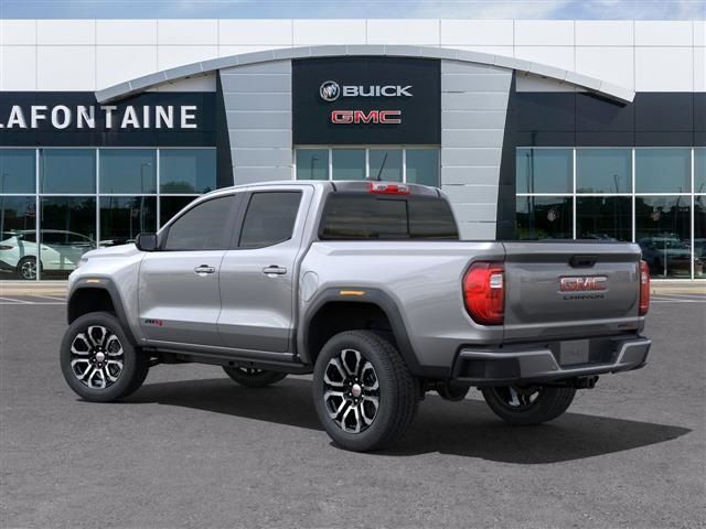 2024 GMC Canyon 4WD AT4