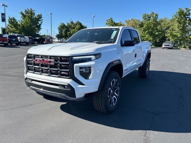 2024 GMC Canyon 4WD AT4