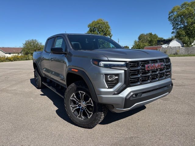 2024 GMC Canyon 4WD AT4