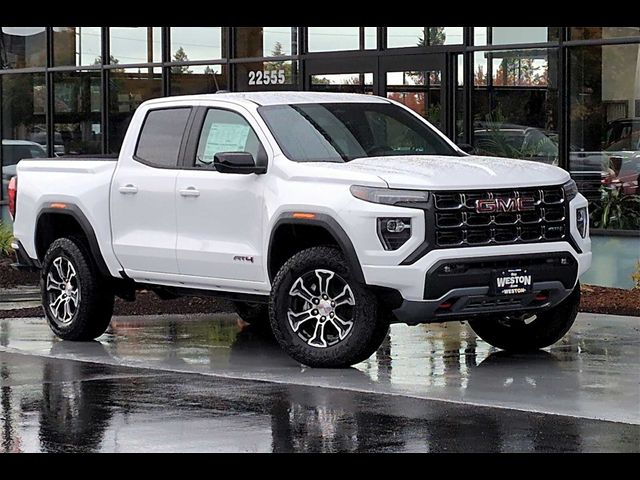 2024 GMC Canyon 4WD AT4