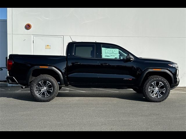 2024 GMC Canyon 4WD AT4