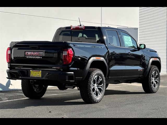 2024 GMC Canyon 4WD AT4