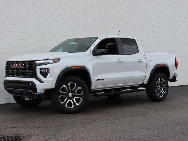 2024 GMC Canyon 4WD AT4