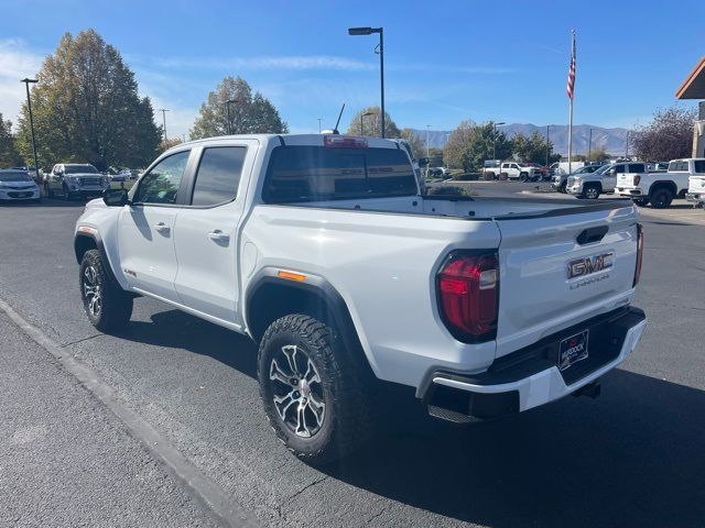 2024 GMC Canyon 4WD AT4