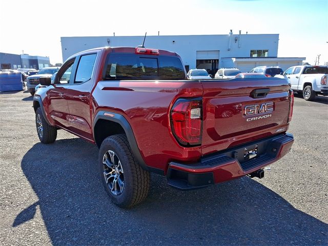 2024 GMC Canyon 4WD AT4