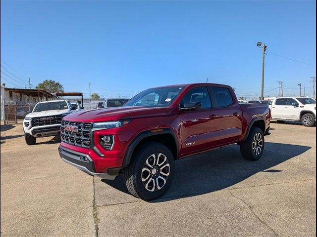 2024 GMC Canyon 4WD AT4