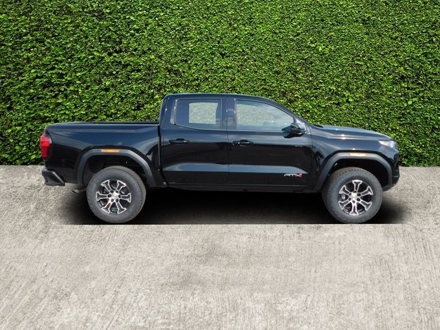 2024 GMC Canyon 4WD AT4