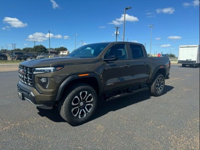 2024 GMC Canyon 4WD AT4