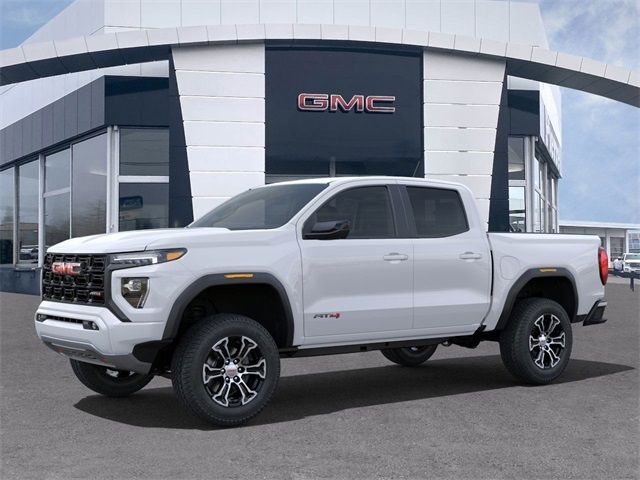 2024 GMC Canyon 4WD AT4