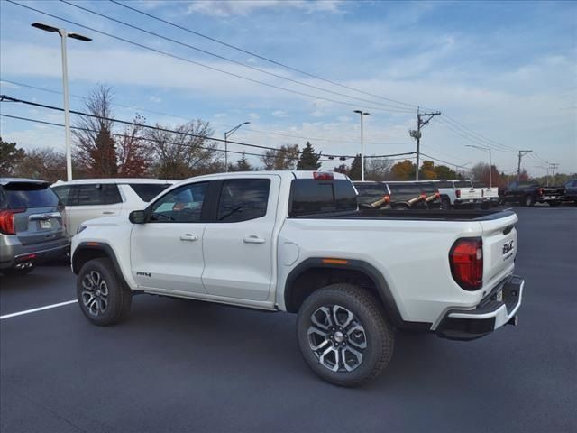 2024 GMC Canyon 4WD AT4