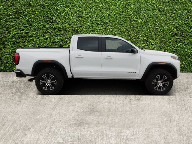 2024 GMC Canyon 4WD AT4