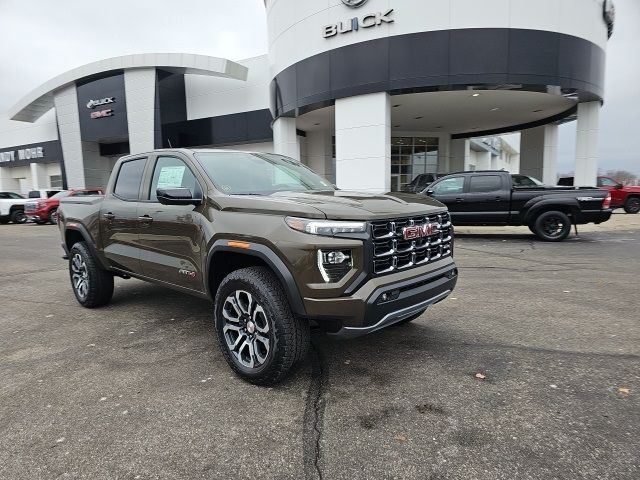 2024 GMC Canyon 4WD AT4