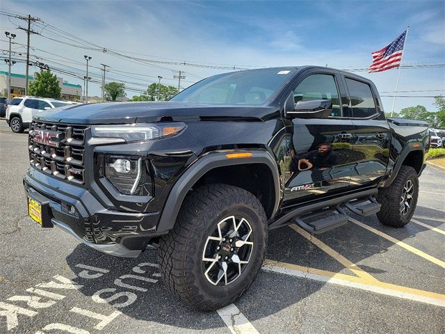 2024 GMC Canyon 4WD AT4X