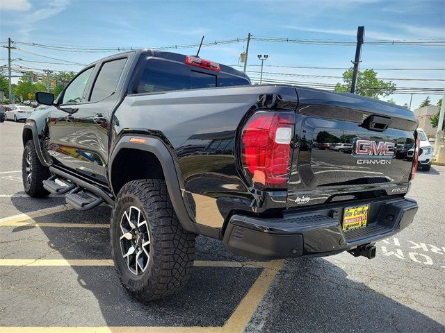 2024 GMC Canyon 4WD AT4X