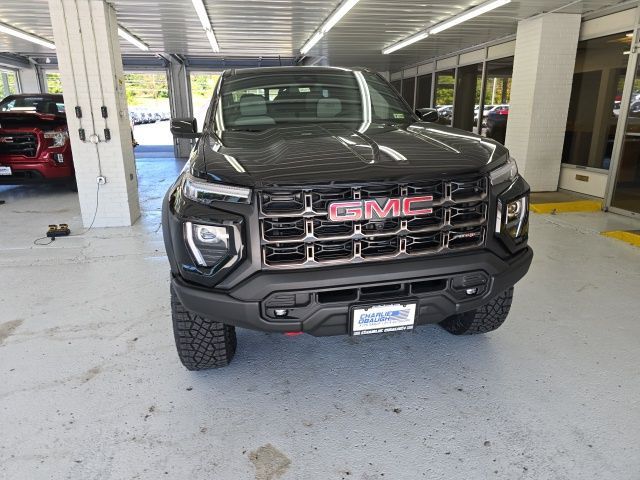 2024 GMC Canyon 4WD AT4X