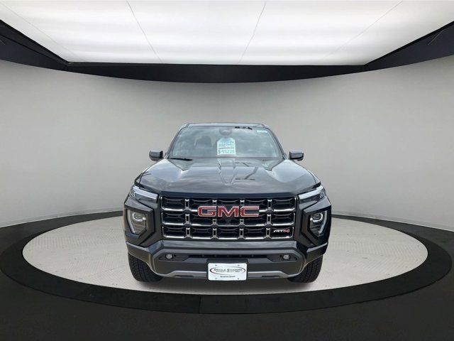 2024 GMC Canyon 4WD AT4