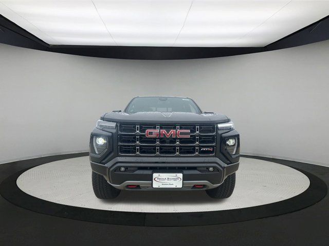 2024 GMC Canyon 4WD AT4