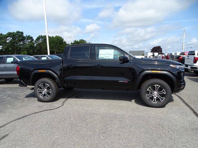 2024 GMC Canyon 4WD AT4