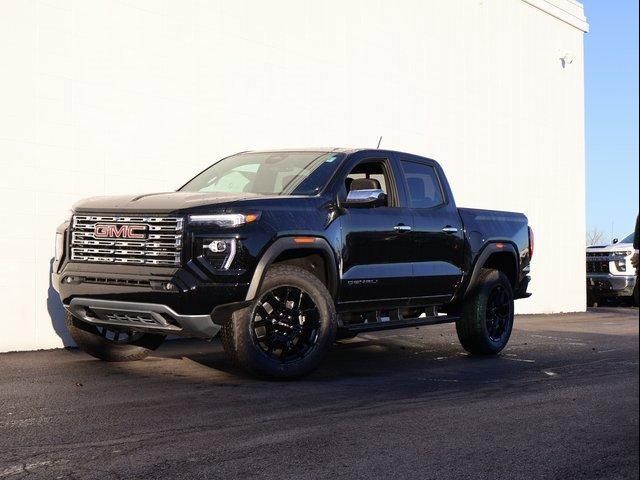 2024 GMC Canyon Denali