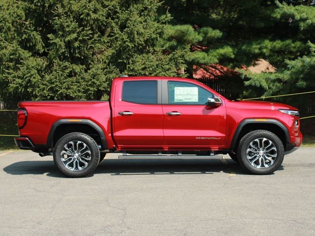 2024 GMC Canyon Denali