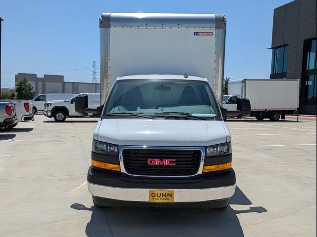 2024 GMC Savana Base