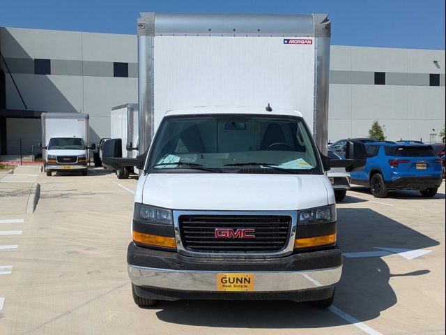 2024 GMC Savana Base