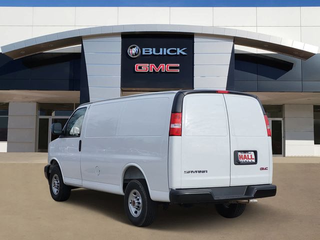 2024 GMC Savana Base