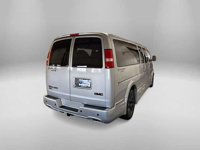 2024 GMC Savana Base