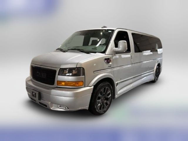 2024 GMC Savana Base